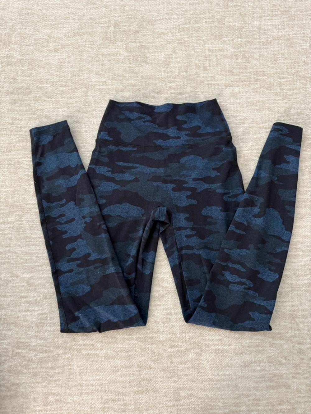 Bombshell Sportswear Fit Camo Legging — Blue/Black - Picture 3 of 7